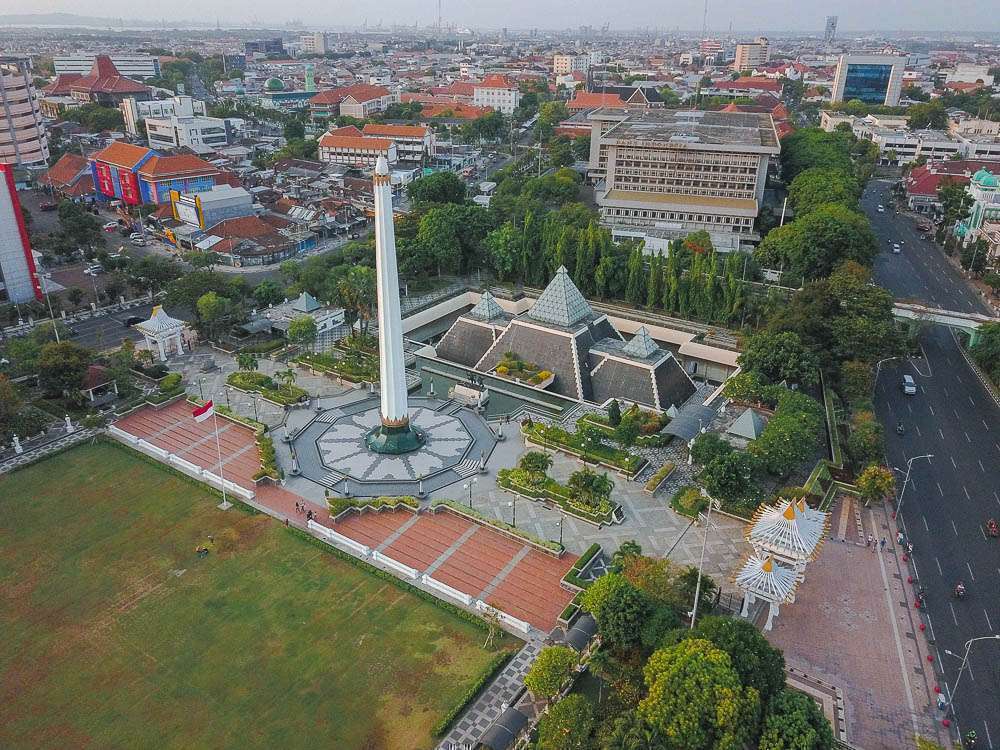 Kota Surabaya,Kota Lama Surabaya,Tempat Sejarah Surabaya,Mobil Sewa Surabaya,Agen Wisata Surabaya,Travel Surabaya Banyuwangi,Mobil Travel Bandara Juanda